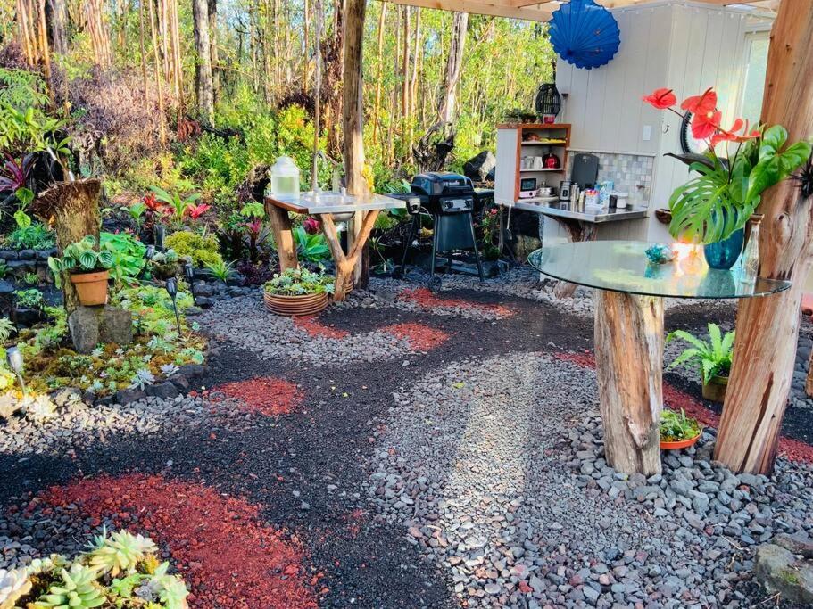 Exotic Garden Cottage At Amazing Volcano Fissure Mountain View Exterior photo