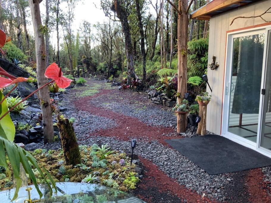 Exotic Garden Cottage At Amazing Volcano Fissure Mountain View Exterior photo